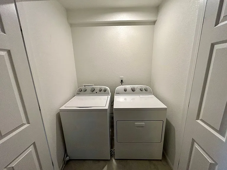 215 Jackson Dr — Photo 35