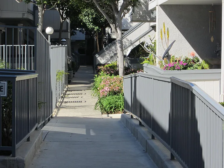Westbay Apartments — Photo 5