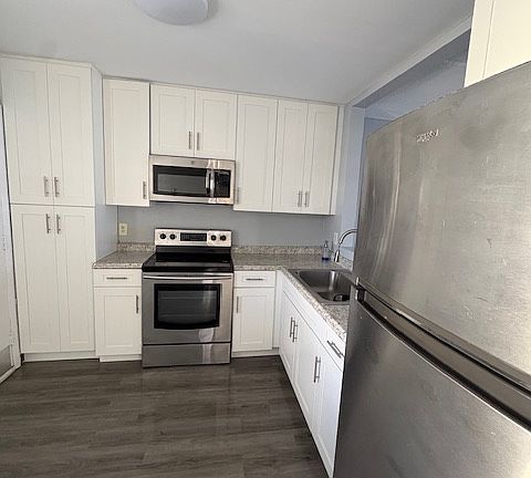 2nd image of 4500 N Flagler Dr APT A7