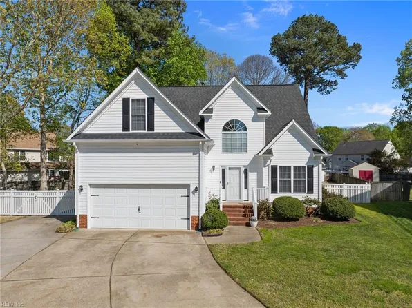 8 Kaleigh Ct, Hampton, VA 23666