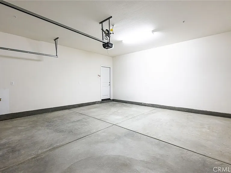 2634 Hannah Creek Ln — Photo 36