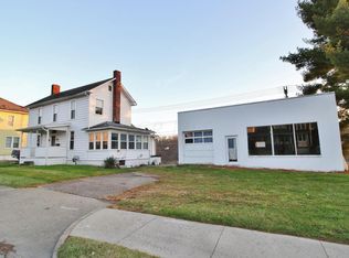 212 W Main St, New Concord, OH 43762