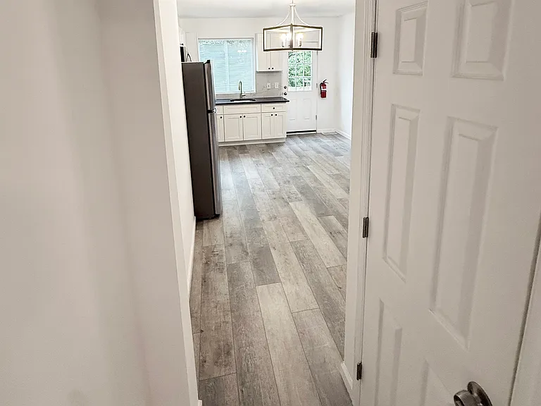 210 Washington St — Photo 10