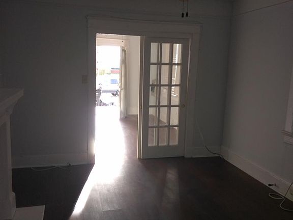 2nd image of 2519 Gravier St