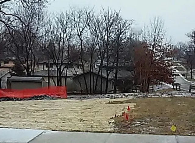 735 Czacki St photo 1