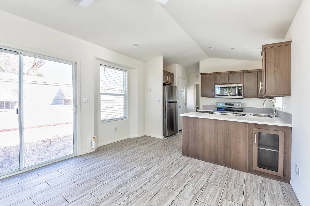 Building Photo - 9985 N Pinal Ave #128A