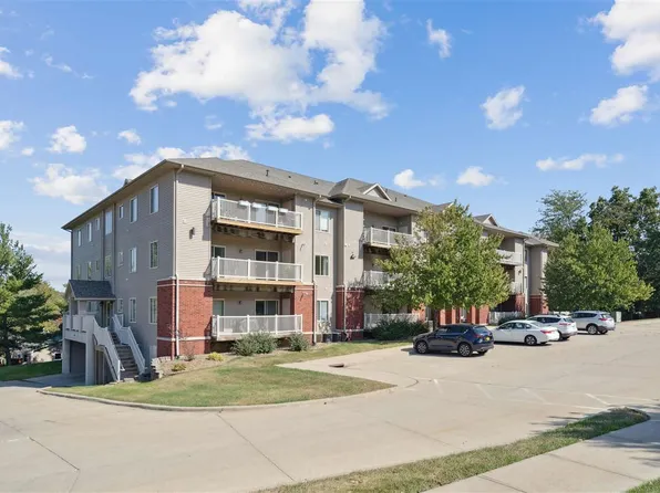 470 N 1st Ave APT 202, Iowa City, IA 52245