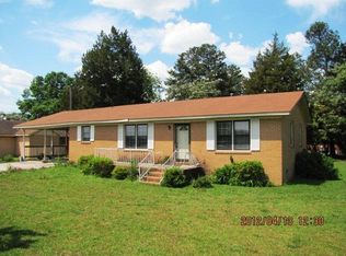 2760 Old Belleville Rd, St matthews, SC 29135