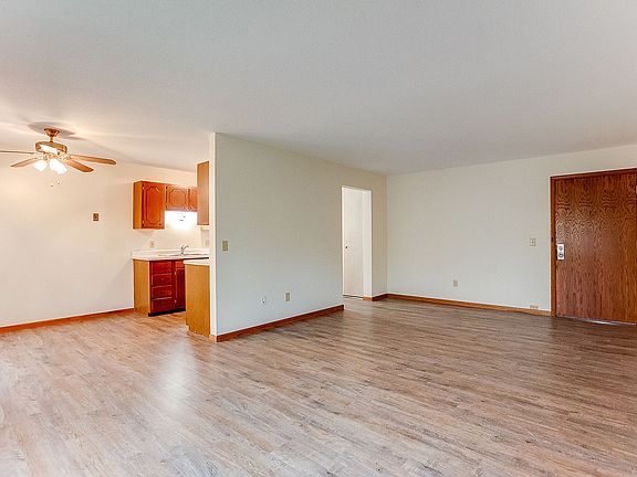 2nd image of 5800 42nd Ave N #105