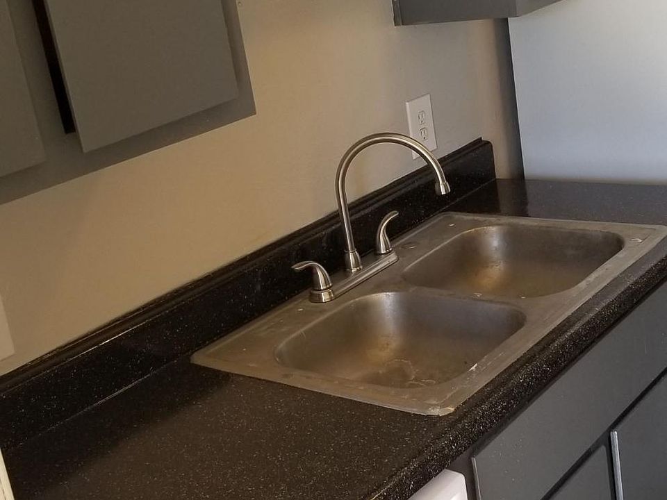 2nd image of 2026 W Union Hills Dr #16