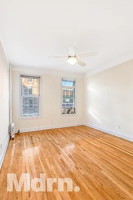 Rented by Mdrn Residential | media 4