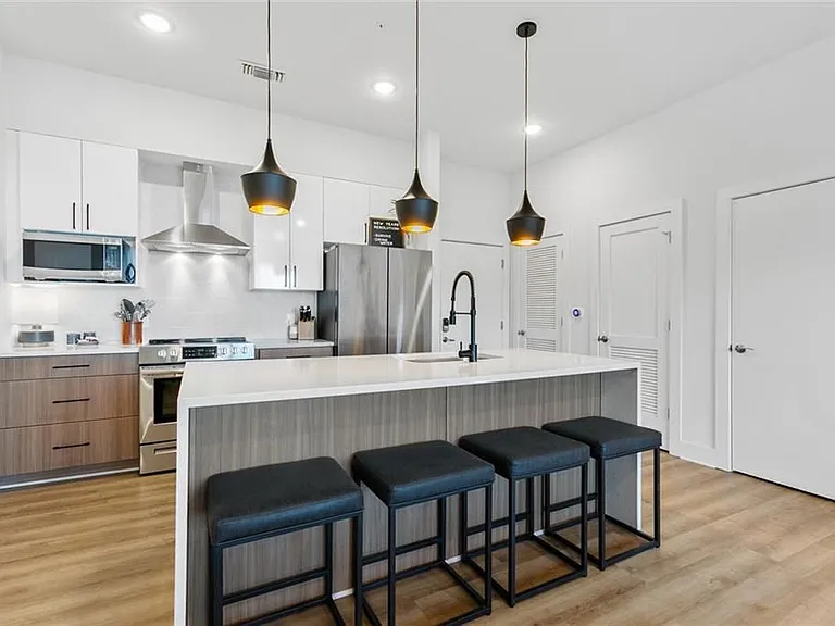 112 Rogers St #410 — Photo 14