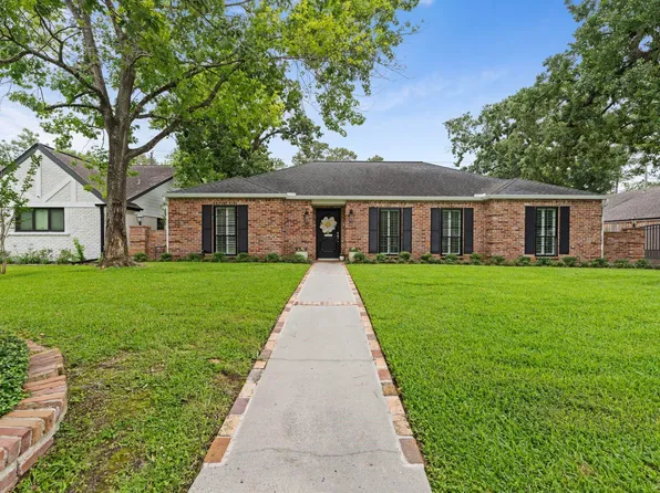 10215 Green Tree Rd, Houston, TX 77042