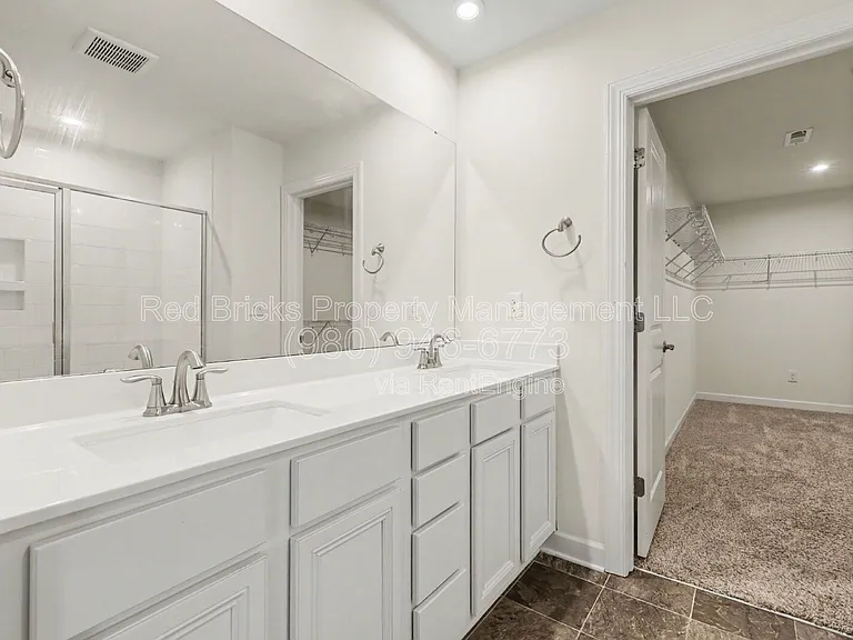 11144 Comiskey Ln — Photo 21
