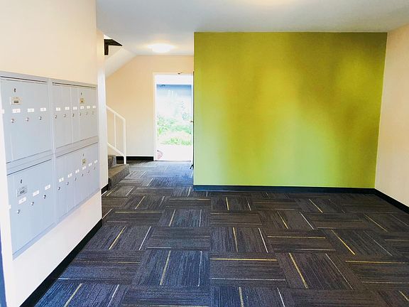 2nd image of 305 N Marguerita Ave APT 4