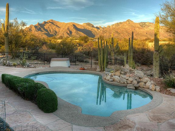 2nd image of 6720 N Casas Adobes Dr