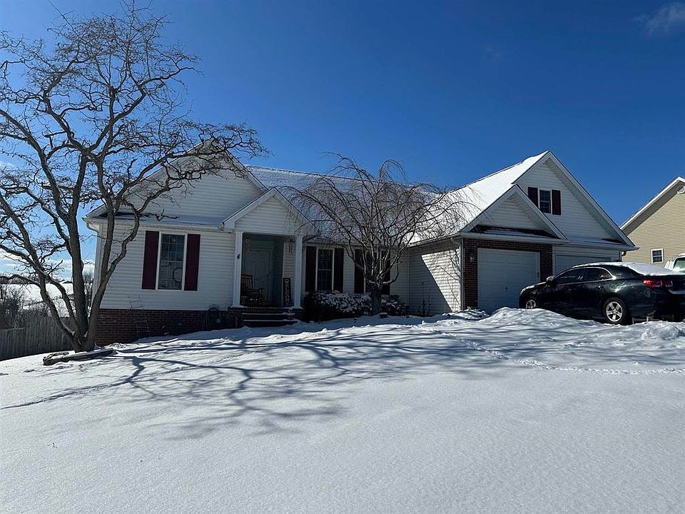 1st image of 5025 Lakin Dr