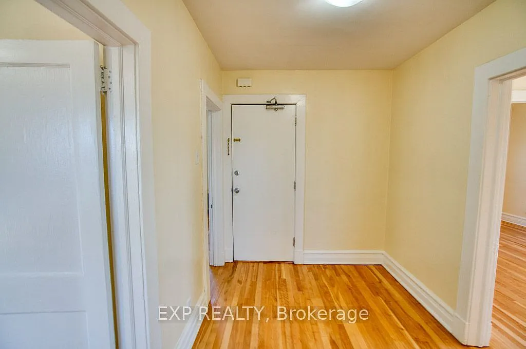 2 bed, $2,100 — Photo 3