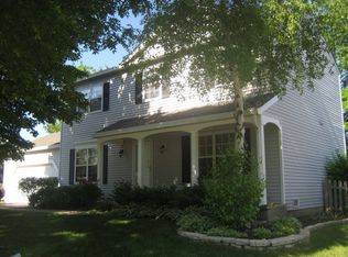 1944 Stanford Dr, Naperville, IL 60565