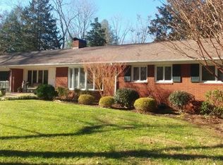 741 Country Club Rd, Mount Airy, NC 27030