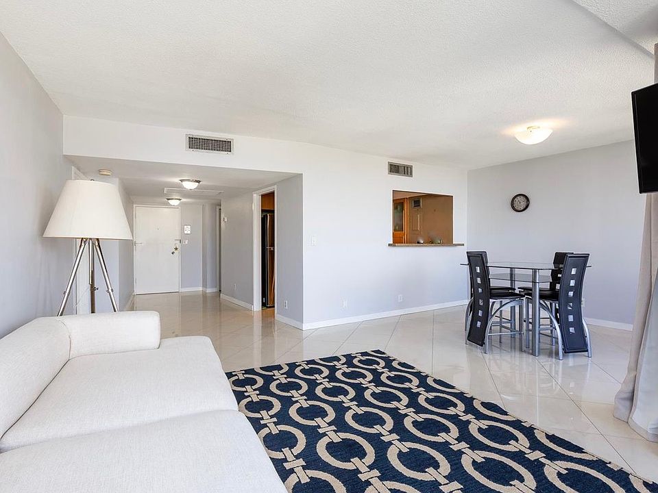 1st image of 900 Bay Dr APT 617