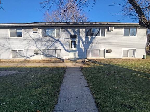 3rd image of 523 Belknap St Unit 3