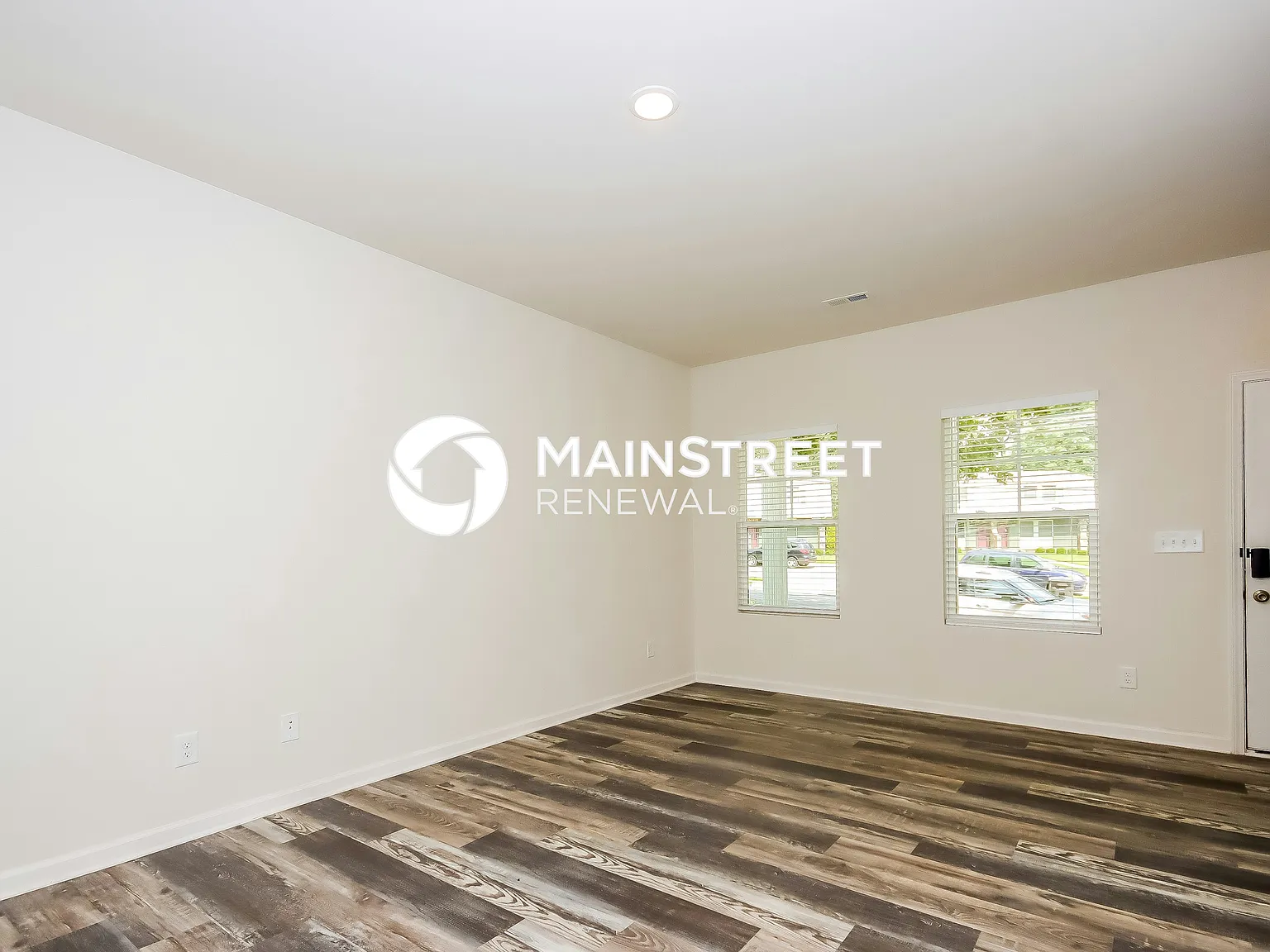 525 Brevard Street — Photo 2