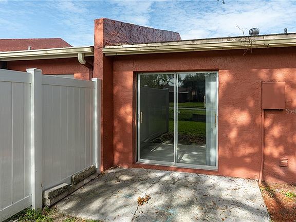 3rd image of 6440 Bonnie Bay Cir