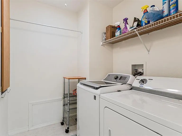5811 Princess Caroline Pl — Photo 13