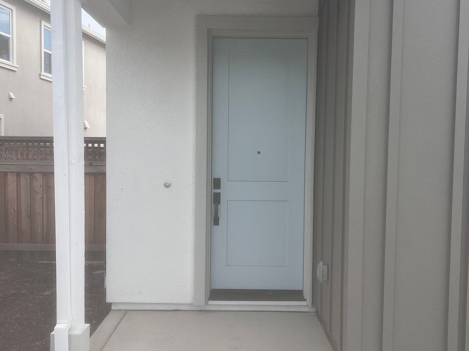 Front door Private entrance