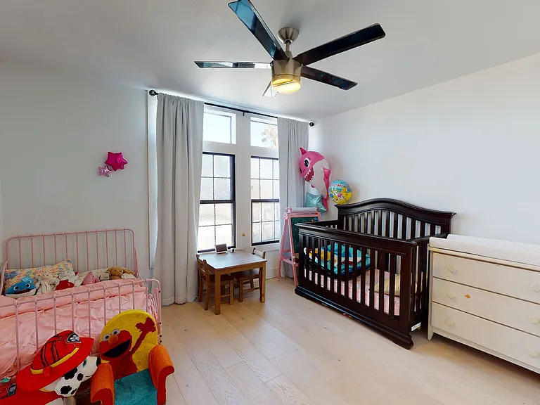 270 Dahlia Ave #14 — Photo 9