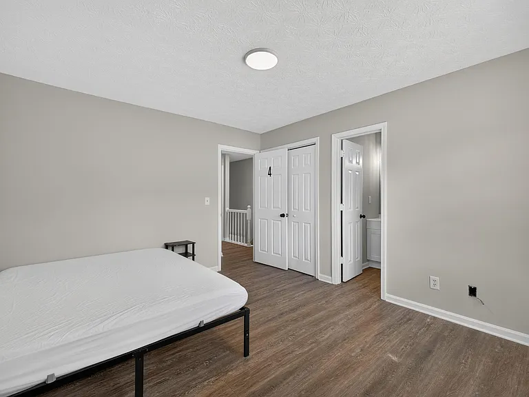 Sweet Pine Dr — Photo 1