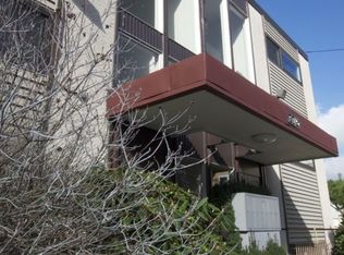 2210 Franklin Ave E APT 202, Seattle, WA 98102