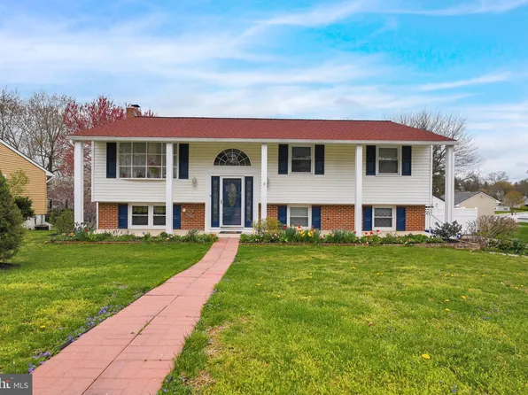 101 Crosswind Dr, Shrewsbury, PA 17361