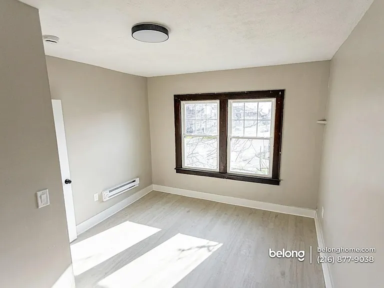 12009 Clifton Blvd #7 — Photo 4