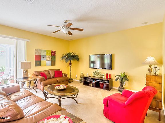 4th image of 462 Venetian Villa Dr