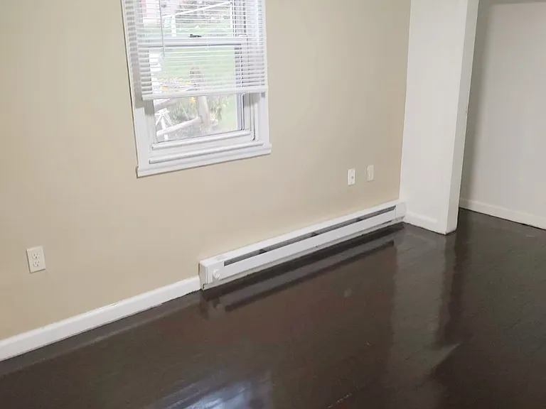 5685 Creekview Rd — Photo 14