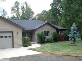 162 Bronco Dr, Roseburg, OR 97471