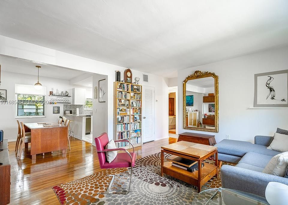1st image of 5565 SW 80th St #D