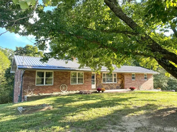 1357 S Haslers Rd, Bloomfield, IN 47424