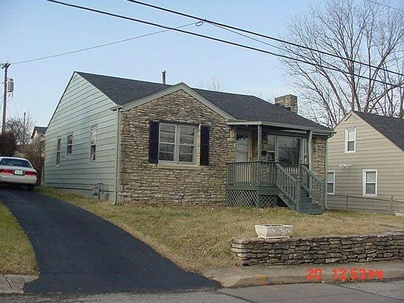 2nd image of 303 Creekview Dr
