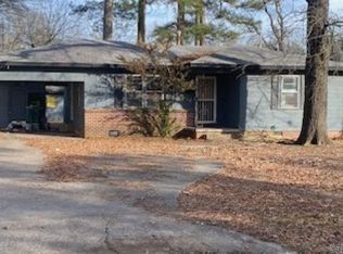 2833 S Orlando St, Pine Bluff, AR 71603