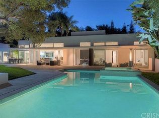 4570 Comber Ave, Encino, CA 91316