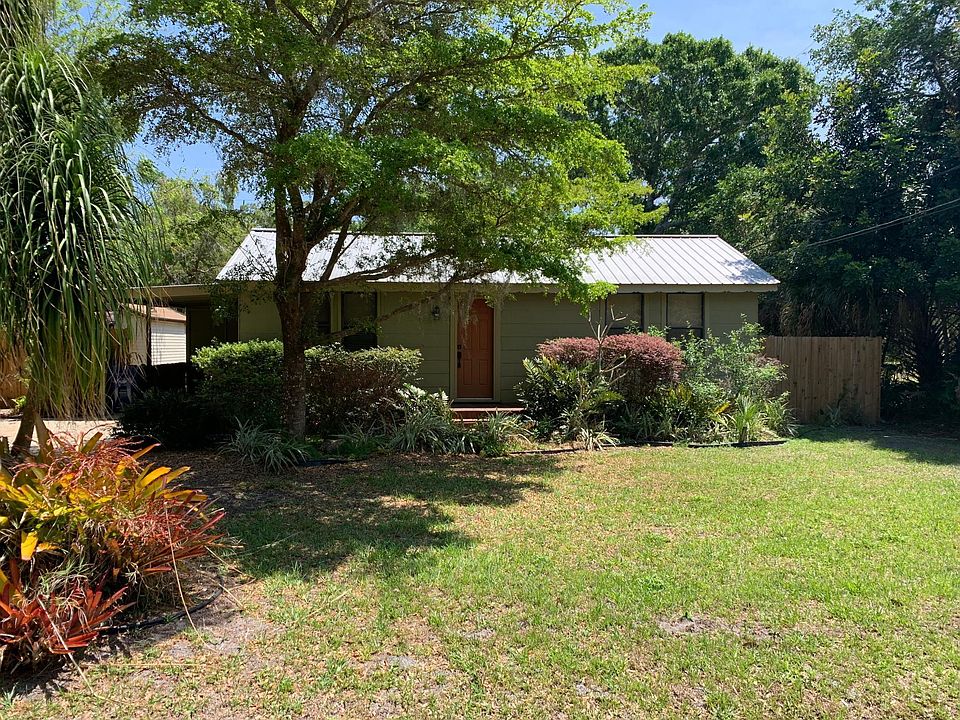 1st image of 3939 Iola Dr