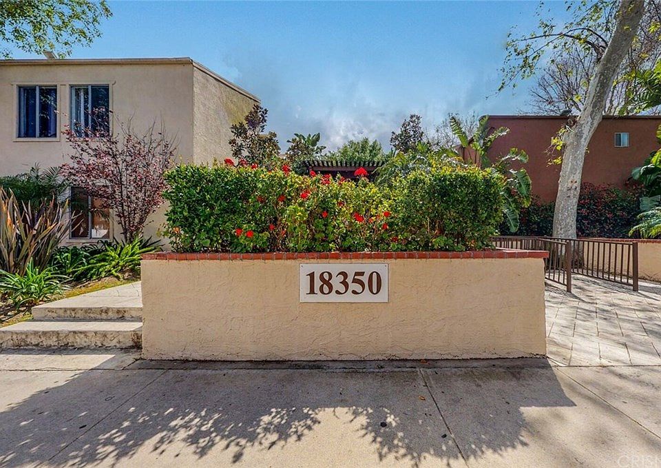 1st image of 18350 Hatteras St APT 122