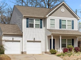 4006 Stockbrook Dr, Charlotte, NC 28215