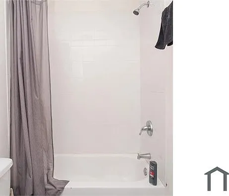 6 bed, 3500 sqft, $3,300 — Photo 4