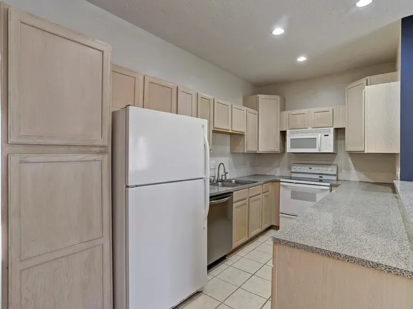 1931 Richmond Ave APT C, Houston, TX 77098