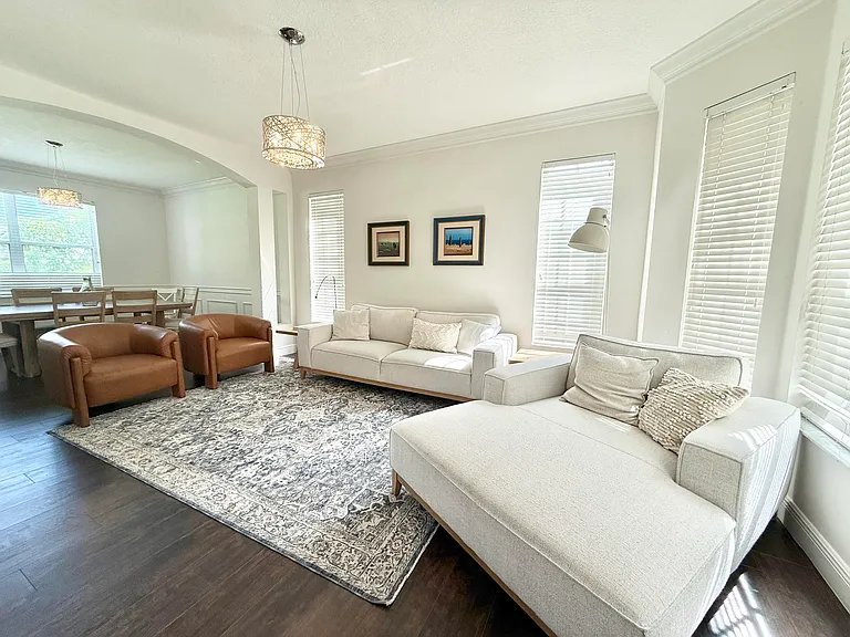 12671 Yardley Dr — Photo 5