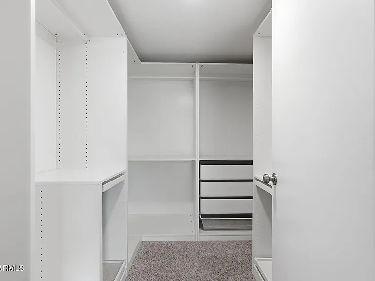 1735 E Stephens Dr — Photo 27